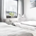 Apartment Mr Living I Moderne Mit Einzelbetten, Voll Ausgestattete Kueche, Wlan, Parkplatz I Dr01, Dr02 *