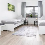 Apartment Mr Living I Moderne Mit Einzelbetten, Voll Ausgestattete Kueche, Wlan, Parkplatz I Dr01, Dr02