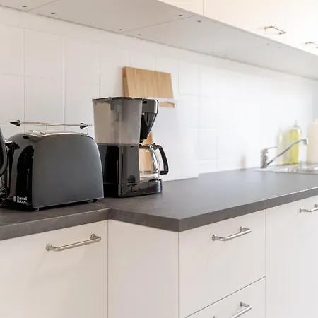 Mr Living I Moderne Mit Einzelbetten, Voll Ausgestattete Kueche, Wlan, Parkplatz I Dr01, Dr02 Apartment